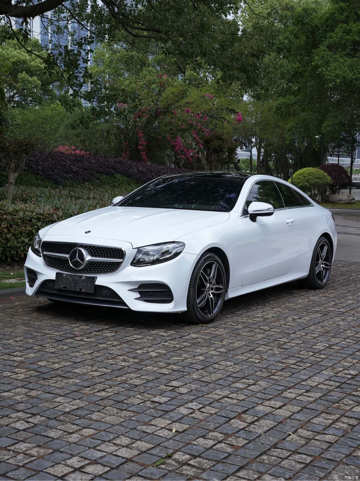 Mercedes-Benz E-Class, 2019 1