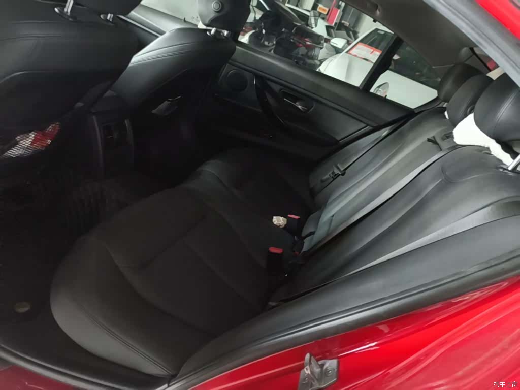BMW 3 Series, 2018 17