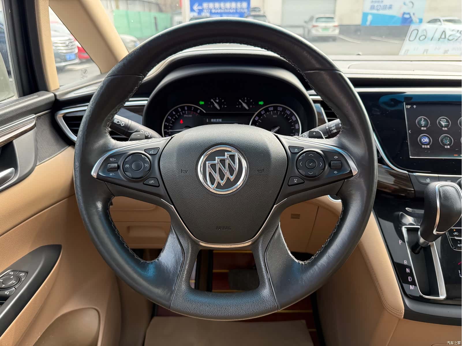 Buick GL8, 2018 10