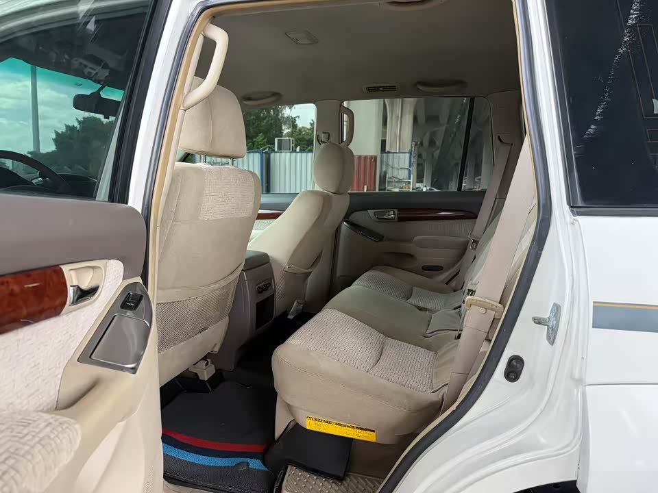 Toyota Prado