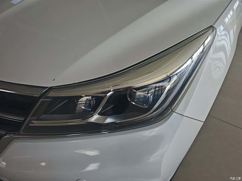 Wuling 730, 2018 24