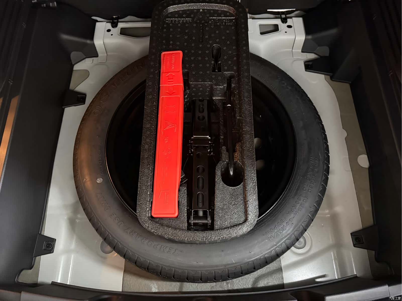Geely X6, 2022 18