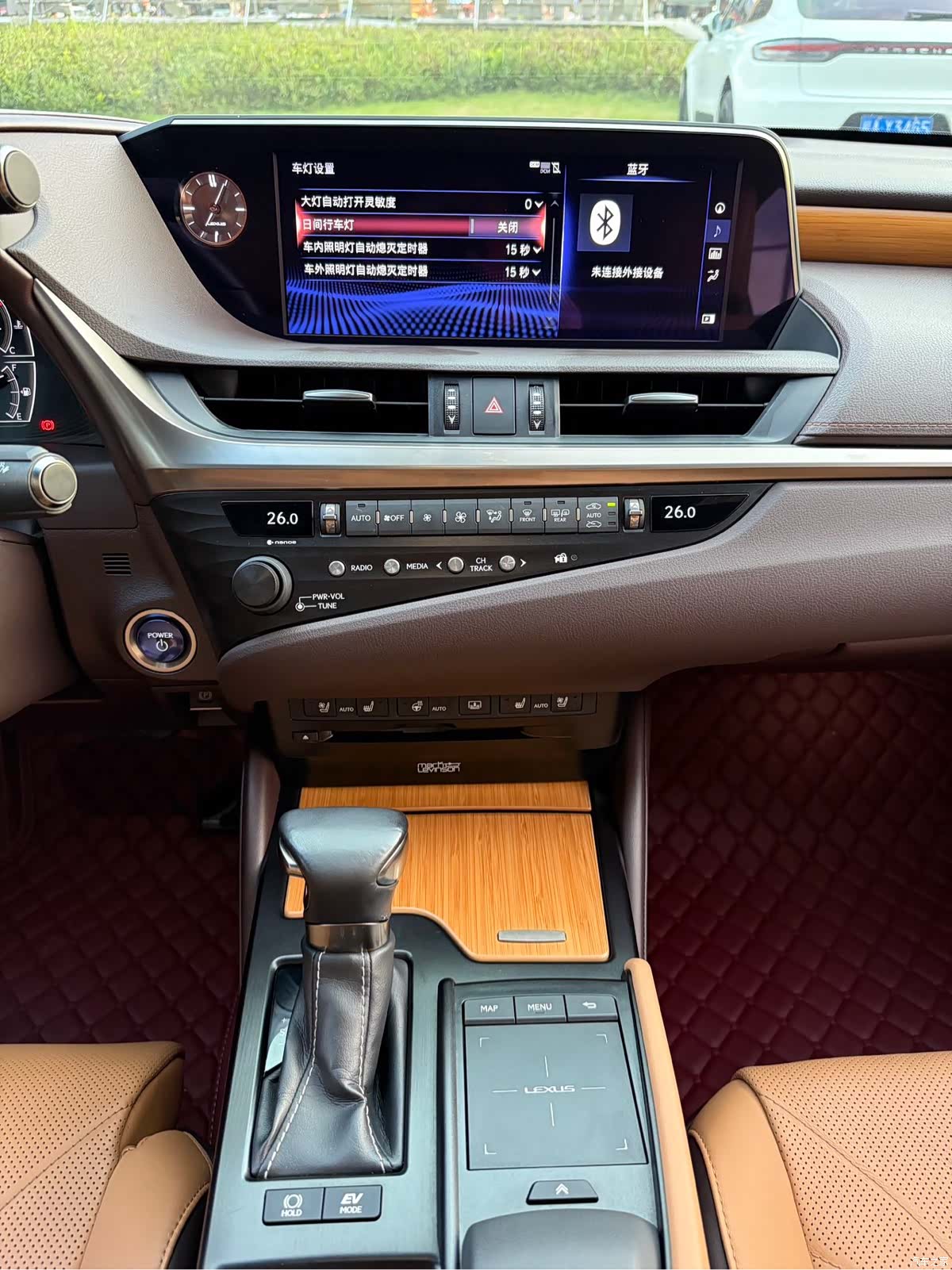 Lexus ES, 2019 19