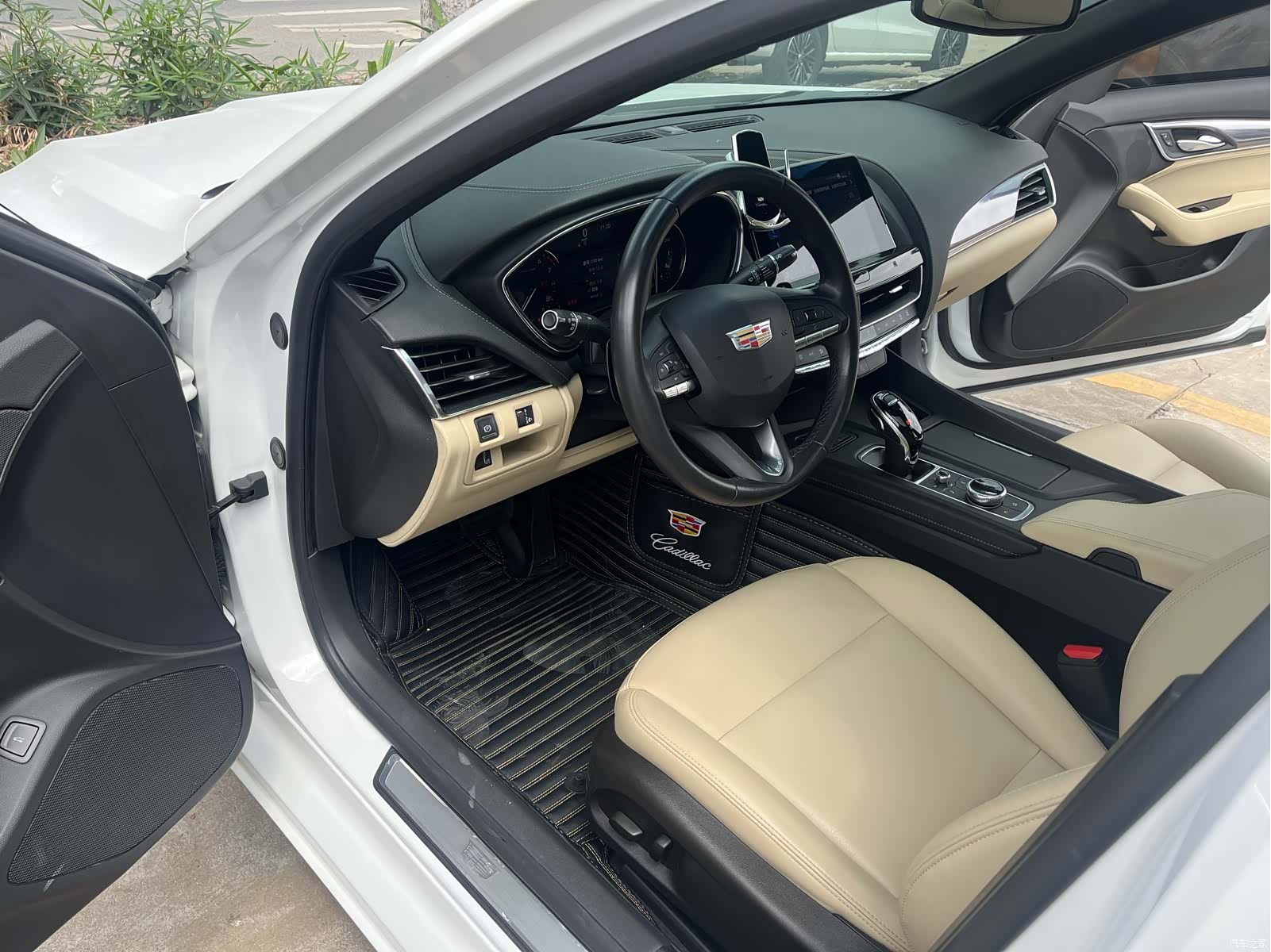 Cadillac CT5, 2020 11