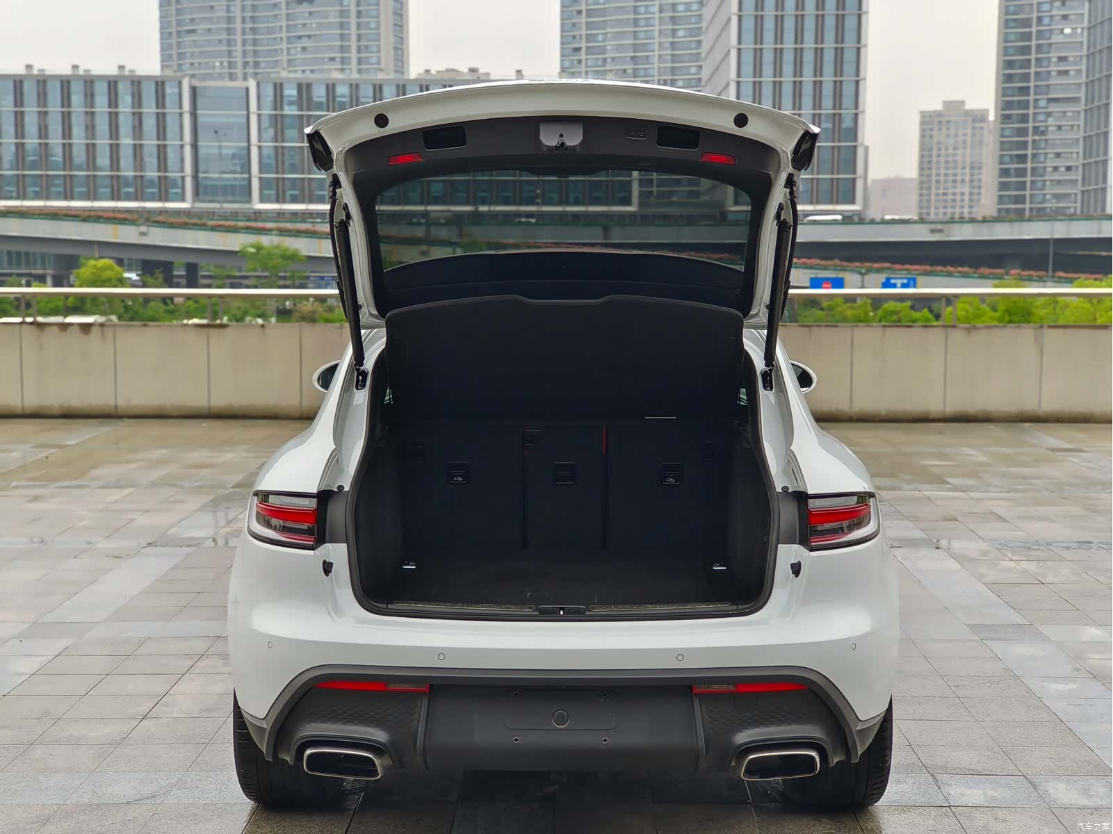 Porsche Macan, 2024 15