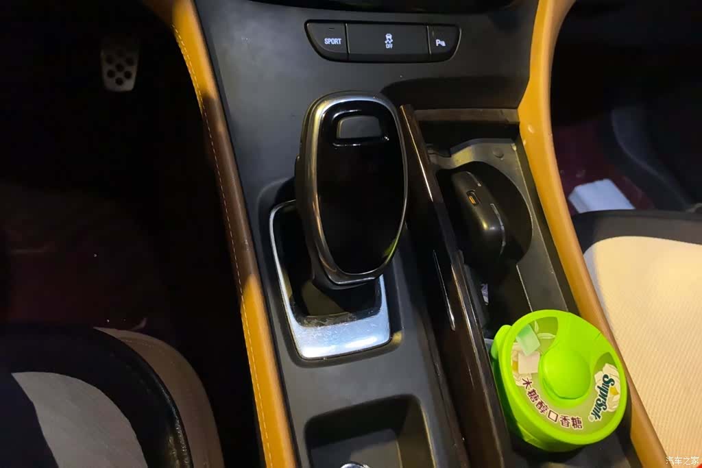 Buick LaCrosse, 2017 16