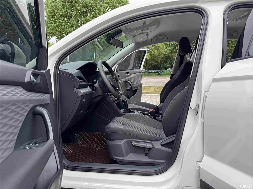 Volkswagen Tharu, 2022 15