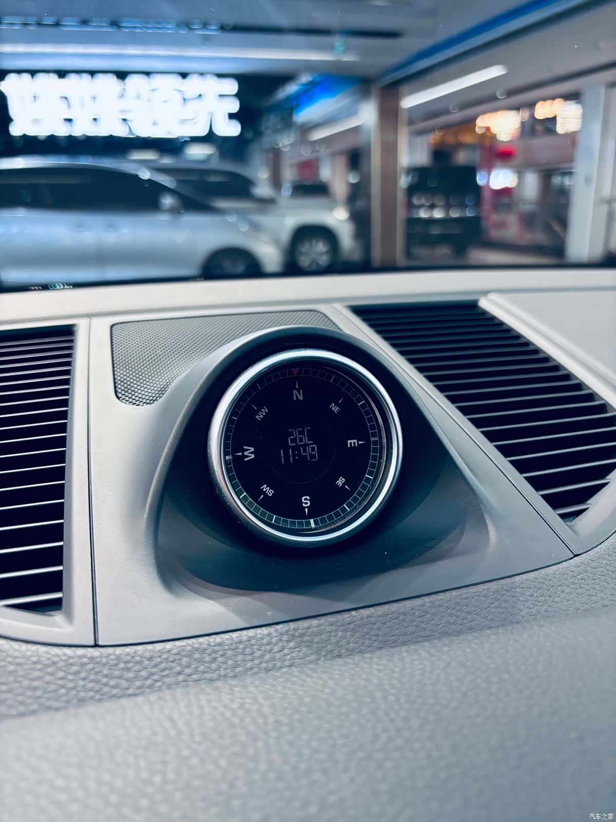 Porsche Macan, 2019 10