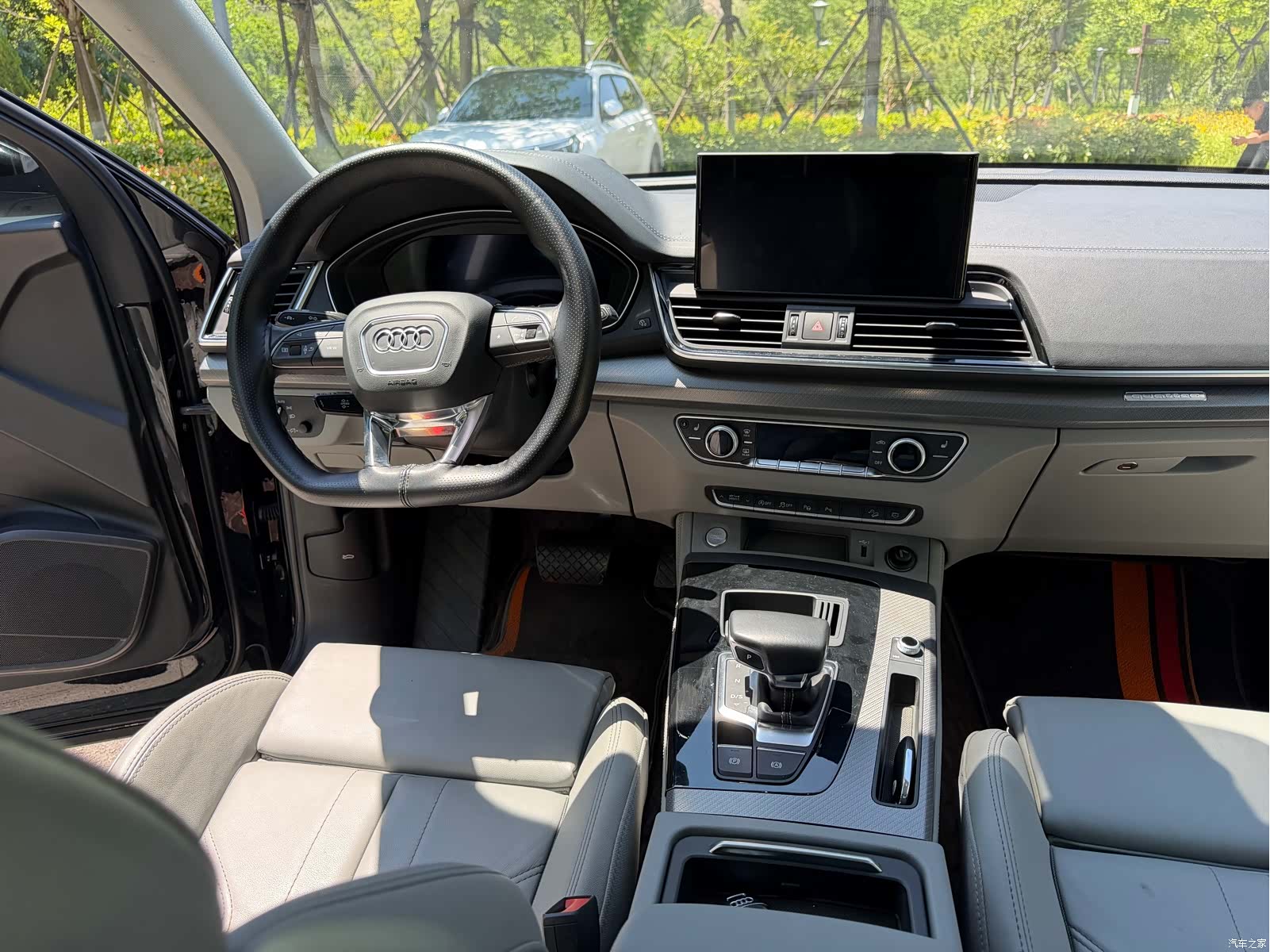 Audi Q5L, 2022 8