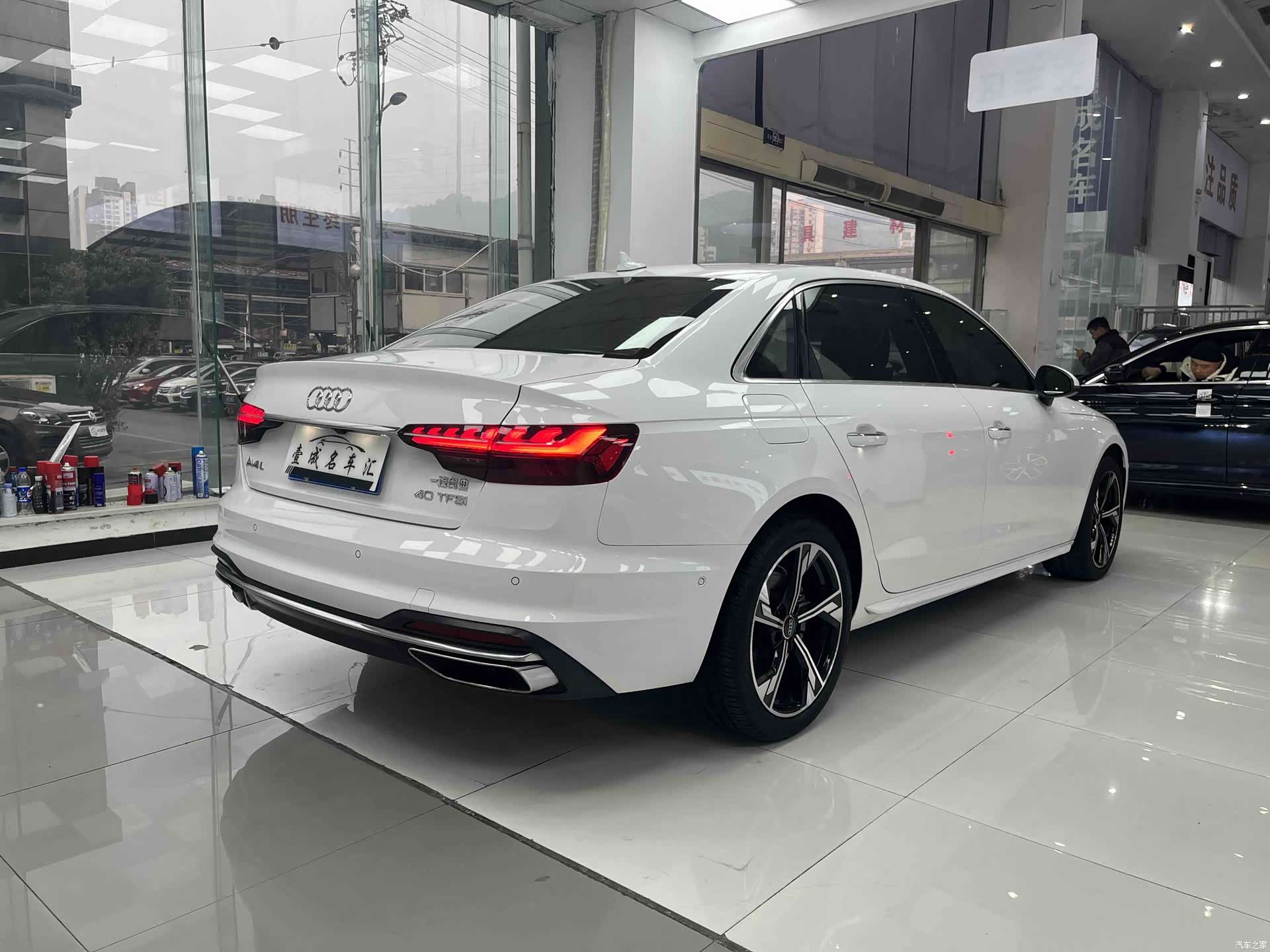 Audi A4L, 2021 9