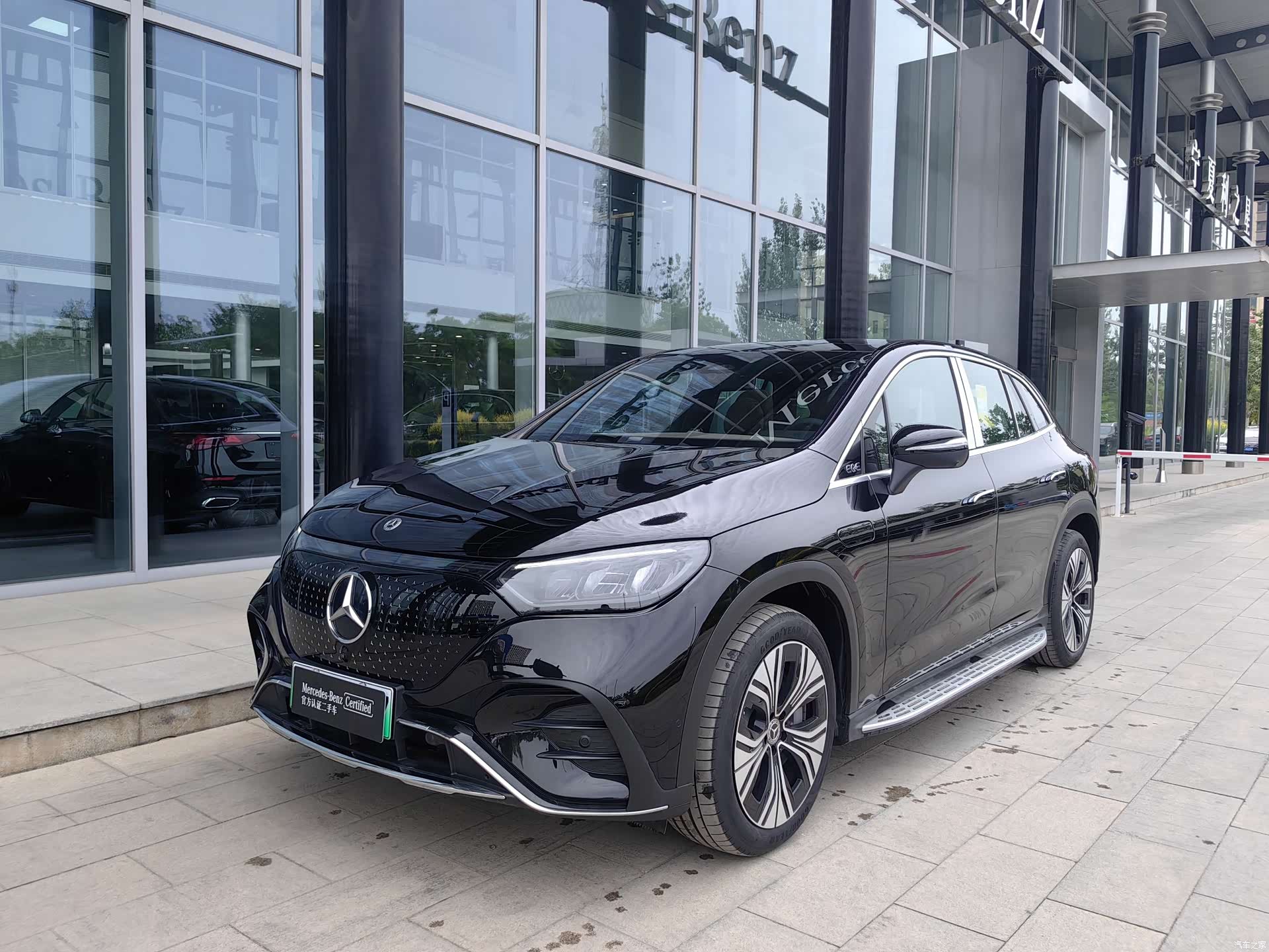 Mercedes-Benz EQE, 2025 1