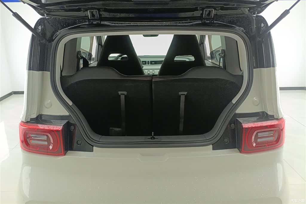 Wuling MINIEV, 2023 4