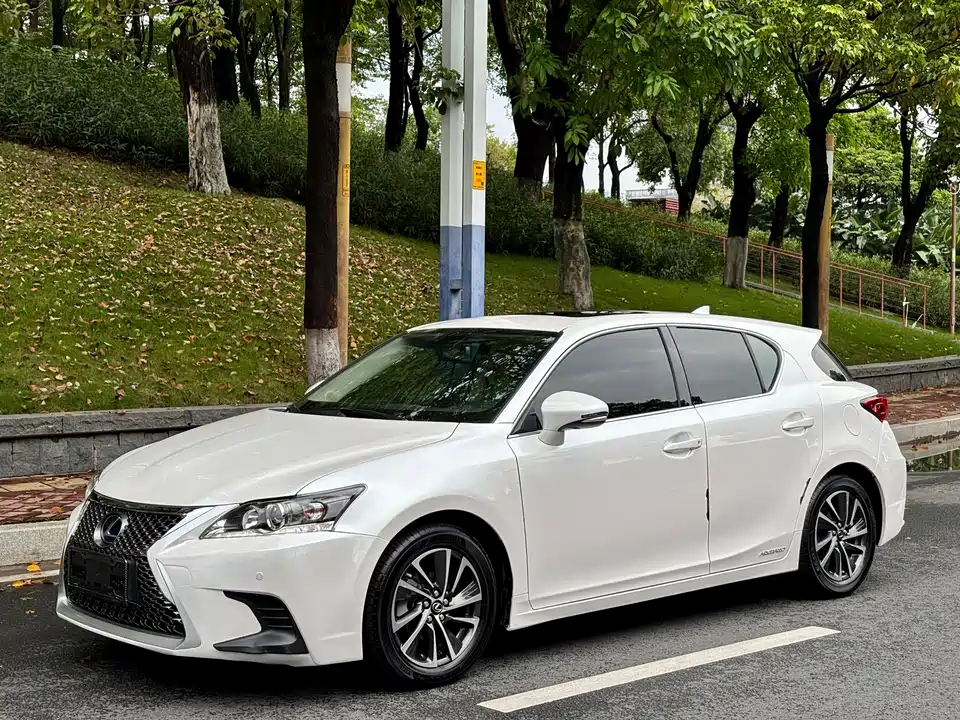 Lexus CT