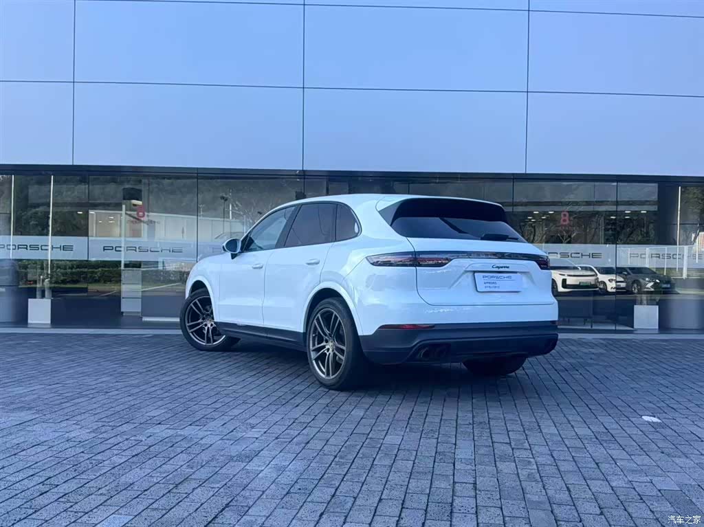 Porsche Cayenne, 2022 8