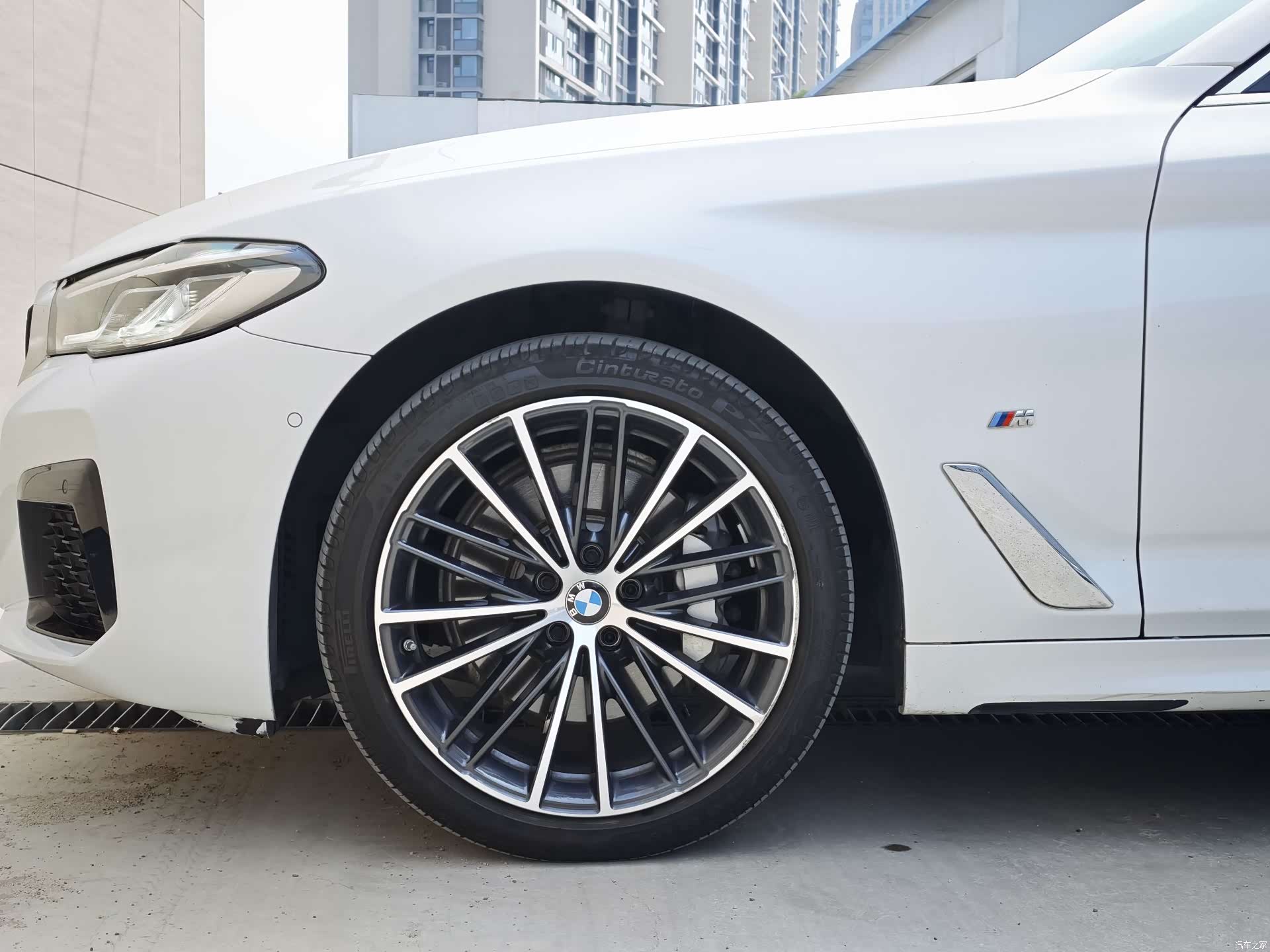 BMW 5 Series, 2022 17