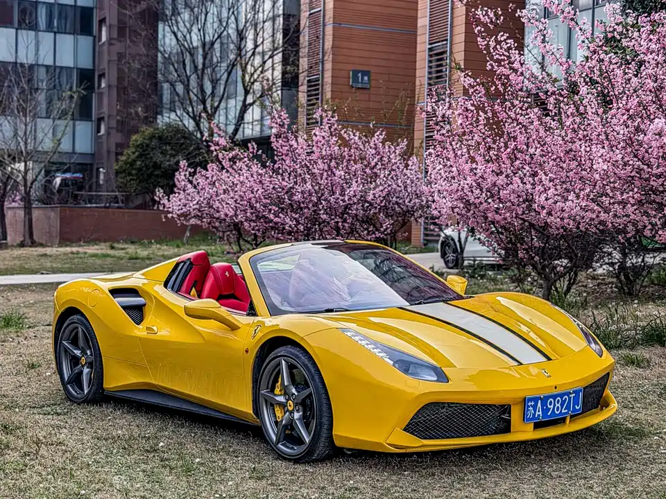 Ferrari 488