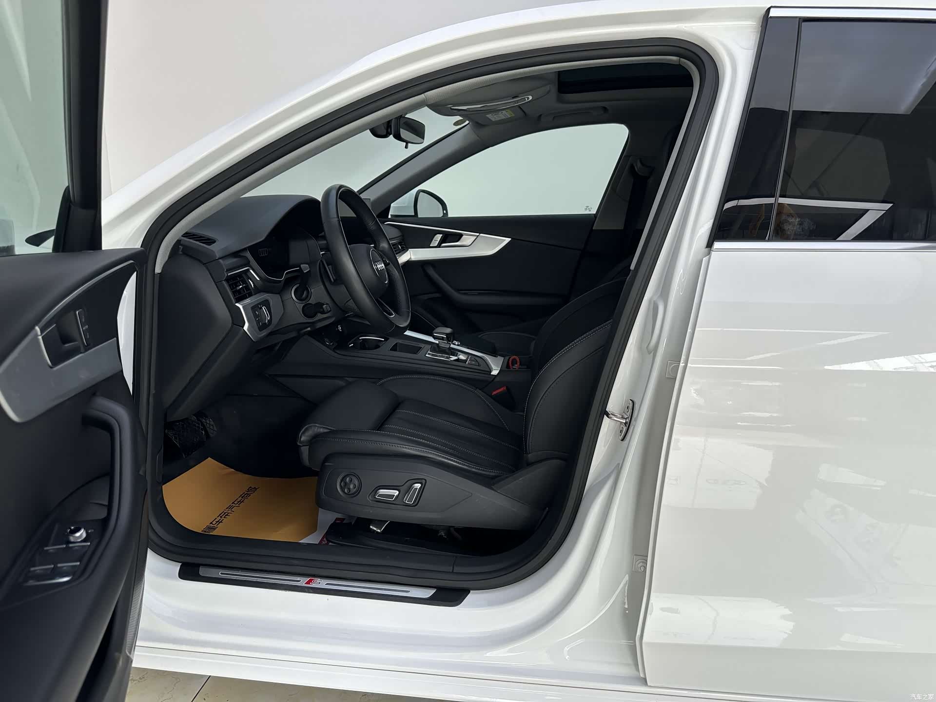 Audi A4L, 2024 4