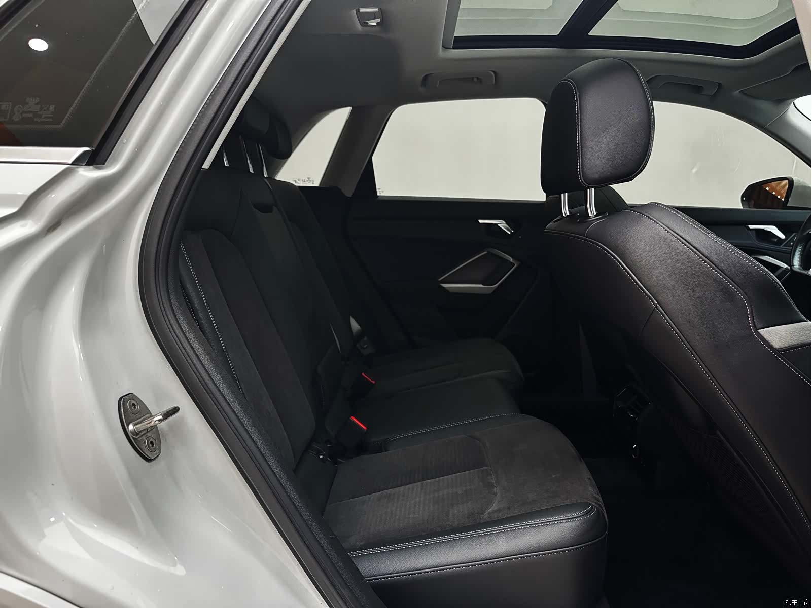 Audi Q3, 2021 16
