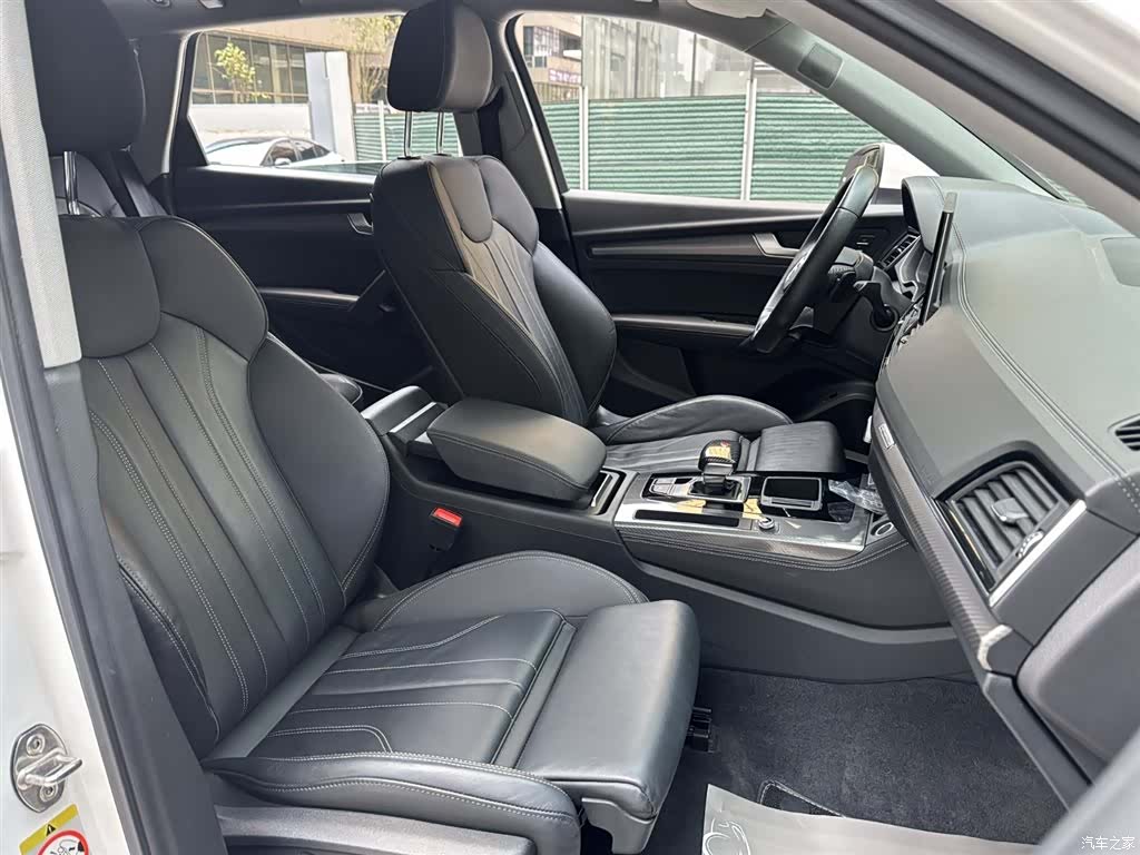 Audi Q5L, 2021 22