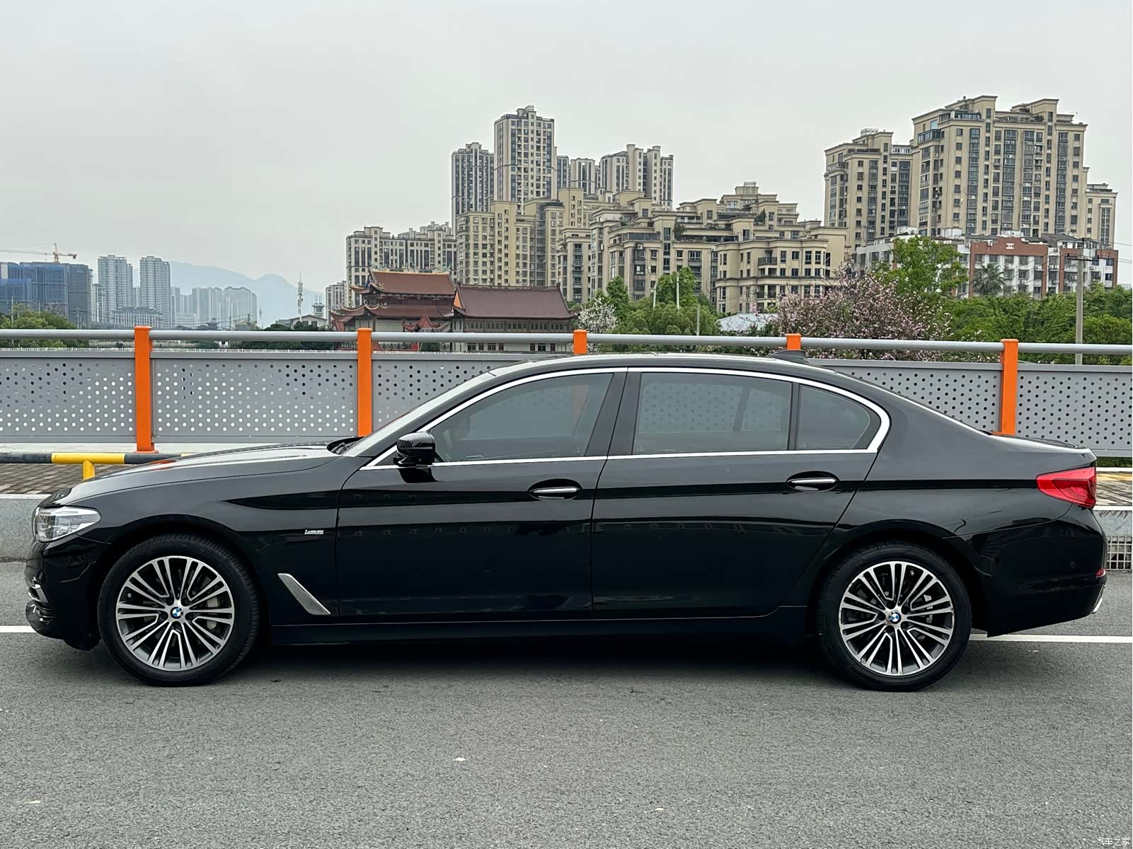 BMW 5 Series, 2019 16