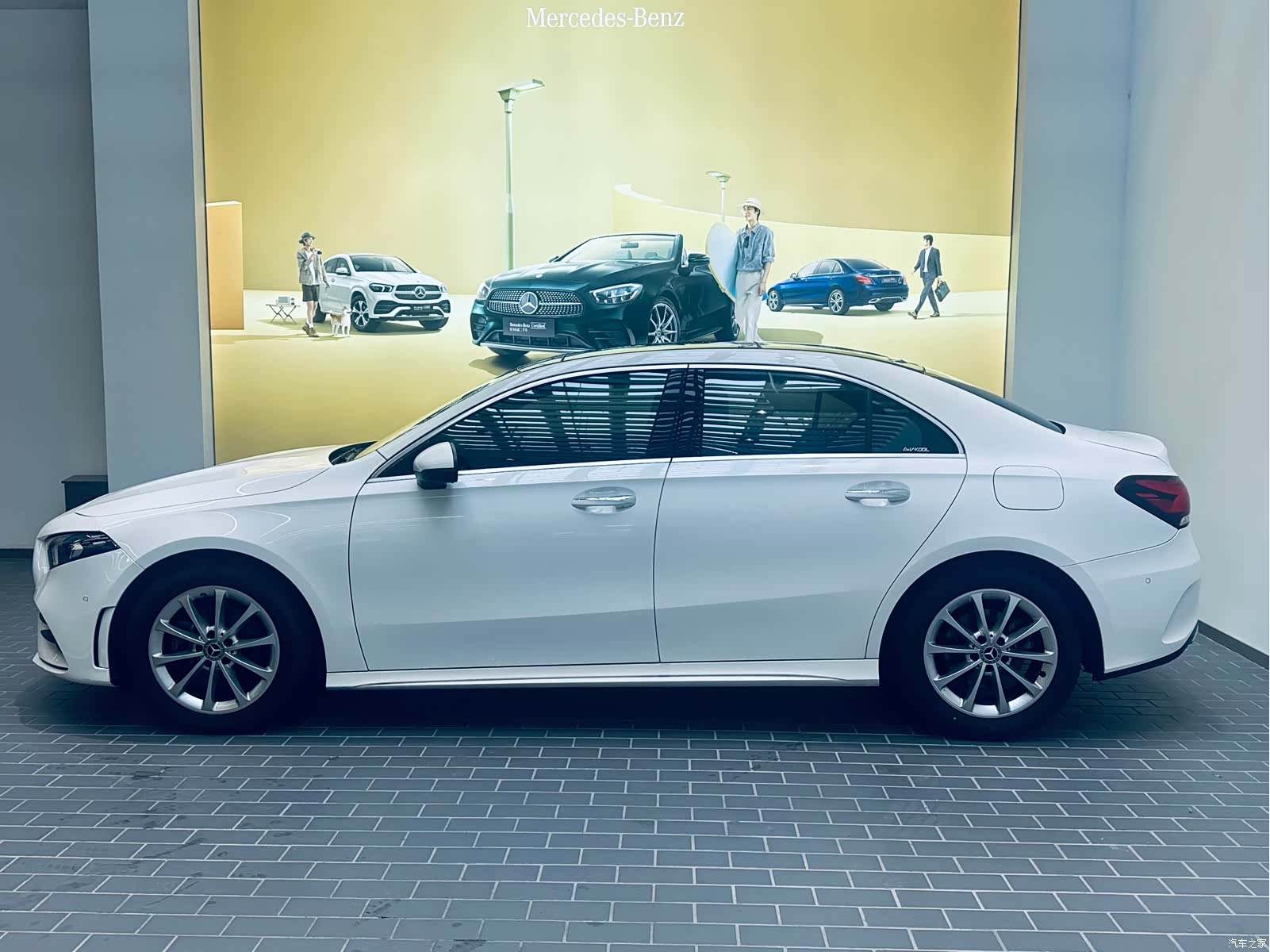 Mercedes-Benz A-Class, 2022 6