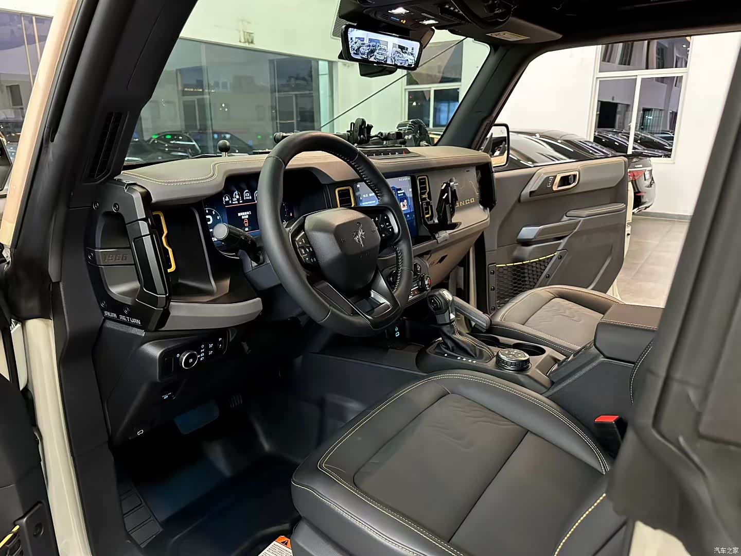 Ford Bronco, 2026 6