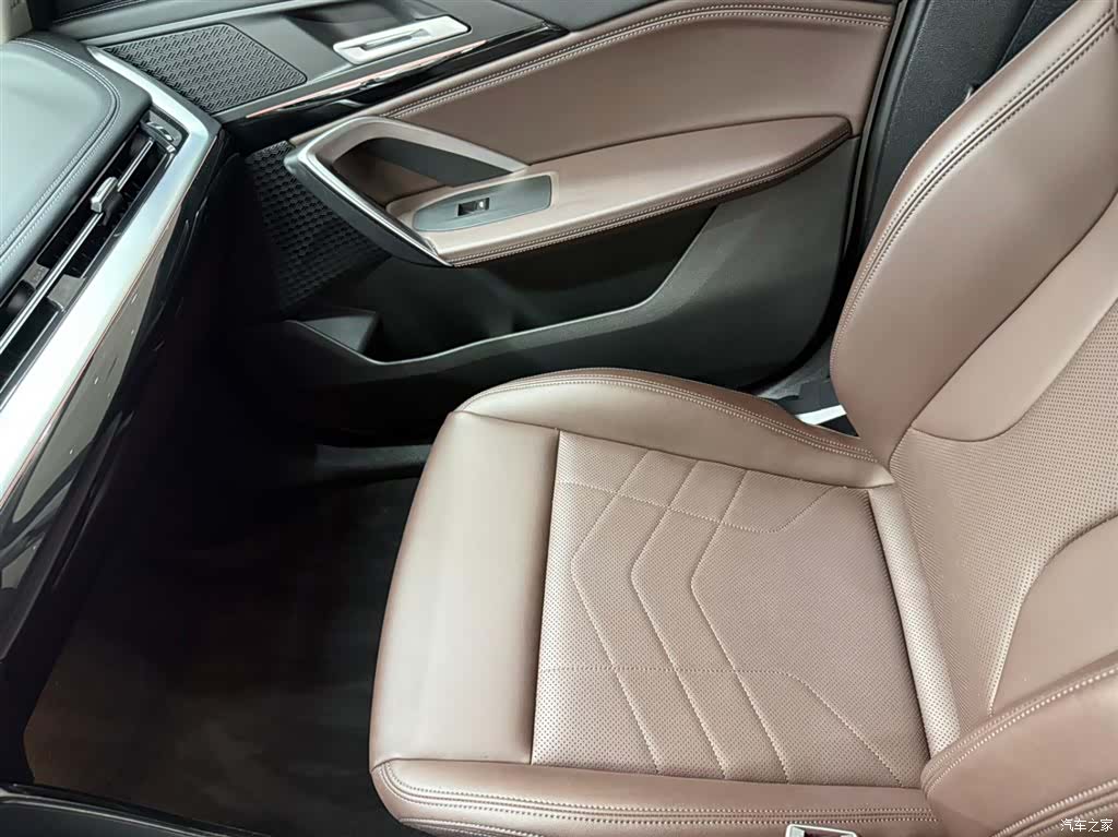 BMW X1, 2023 13
