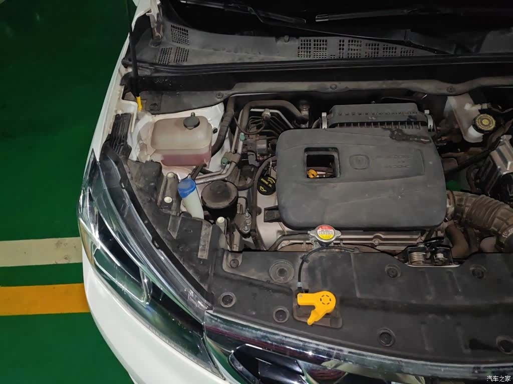Changan CS15, 2018 23