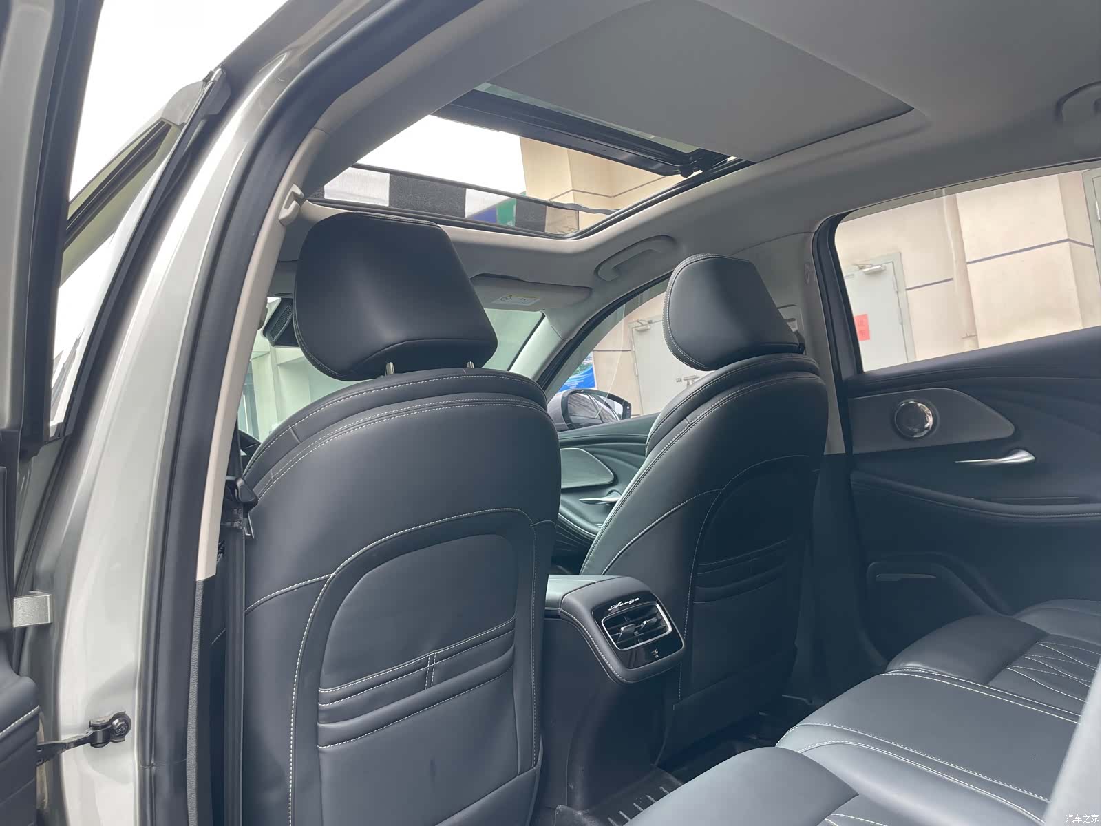 Chery Arrizo 8, 2023 13