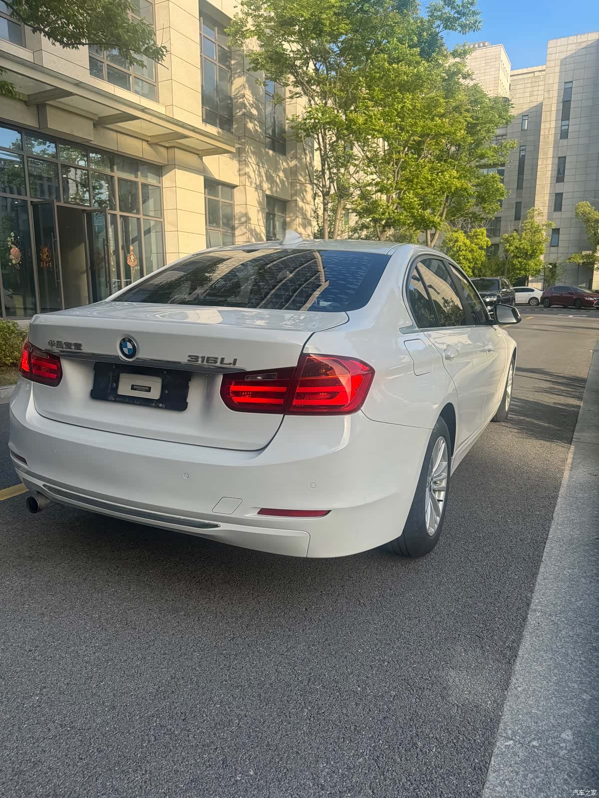 BMW 3 Series, 2016 13