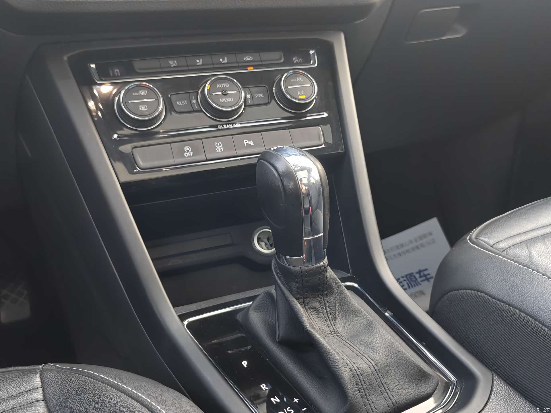 Volkswagen L, 2017 19