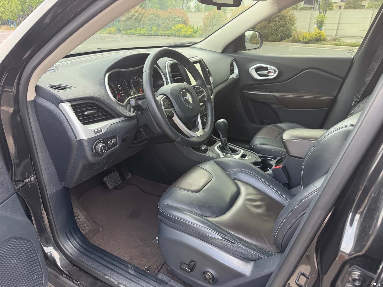 Jeep Cherokee, 2017 14