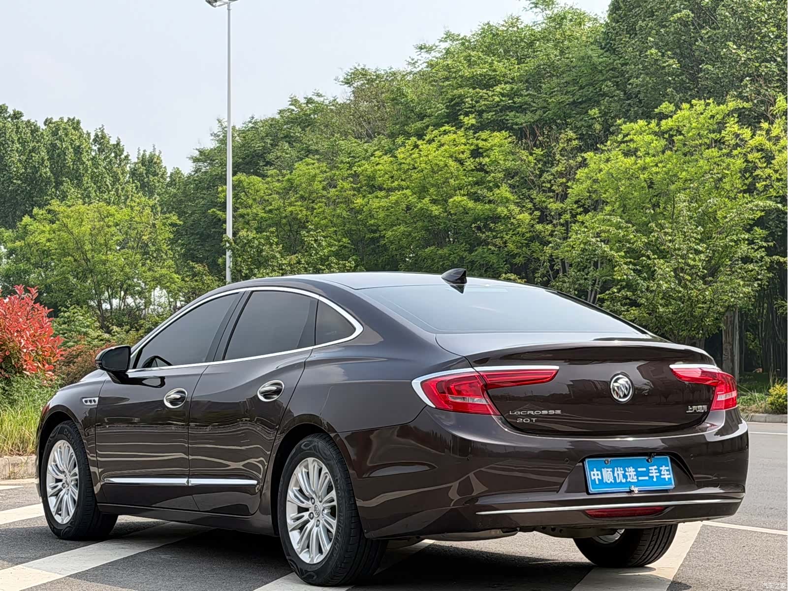 Buick LaCrosse, 2017 19
