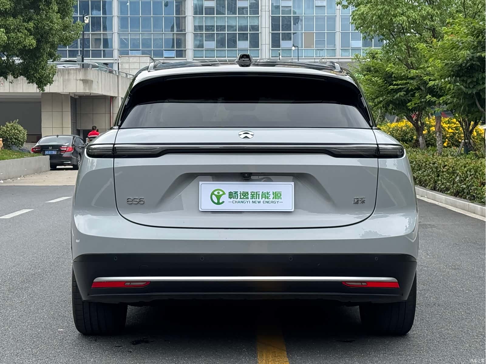 NIO ES6, 2024 4