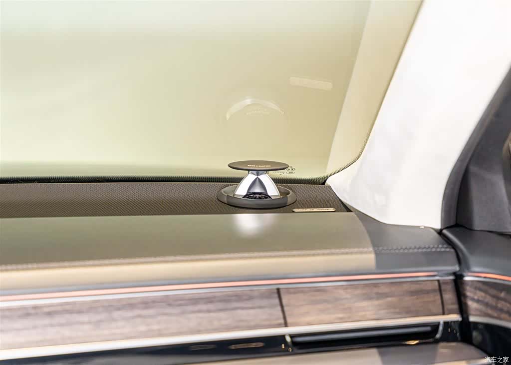 Audi A8L, 2022 16