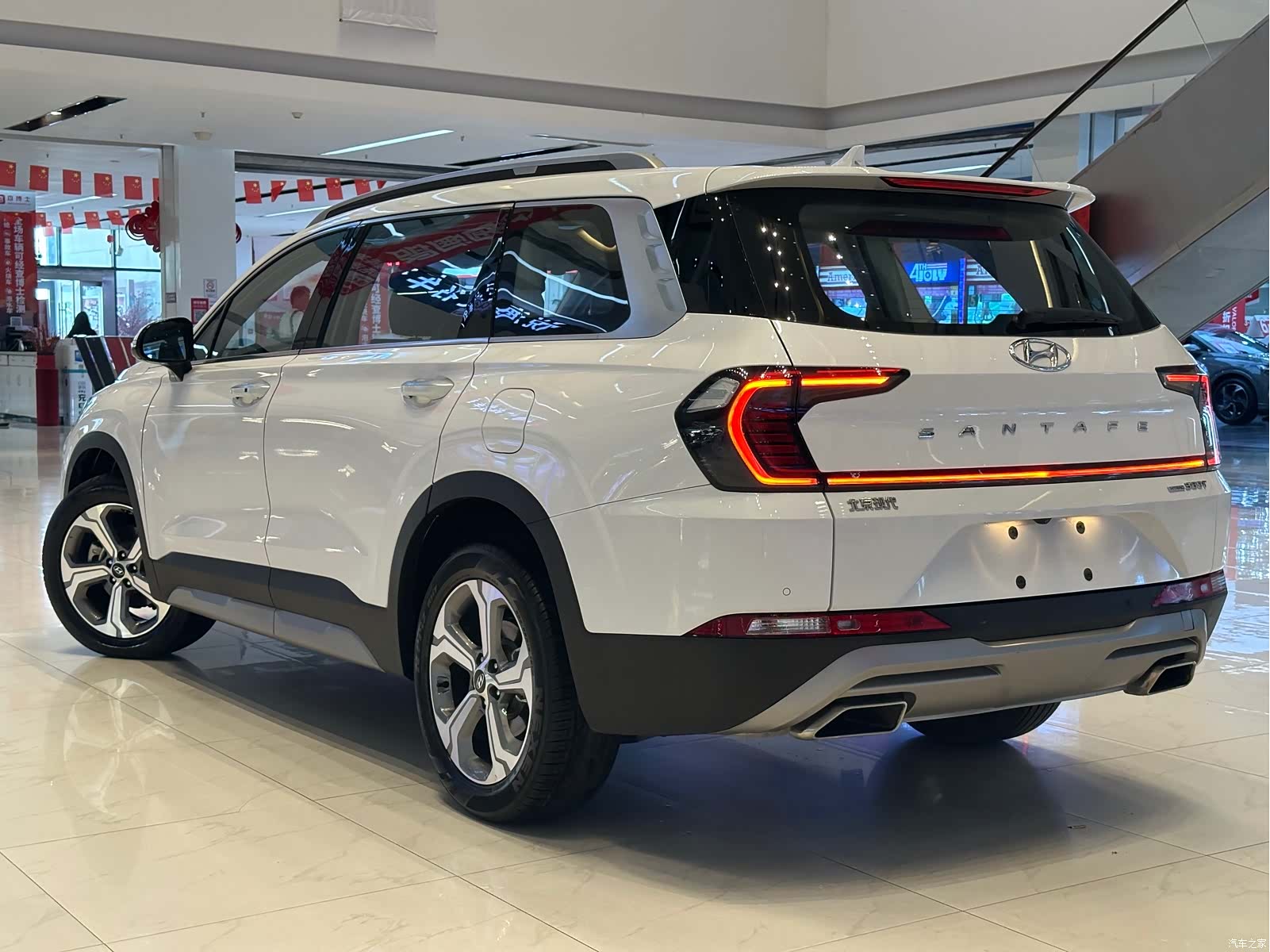 Hyundai Santa Fe, 2023 6