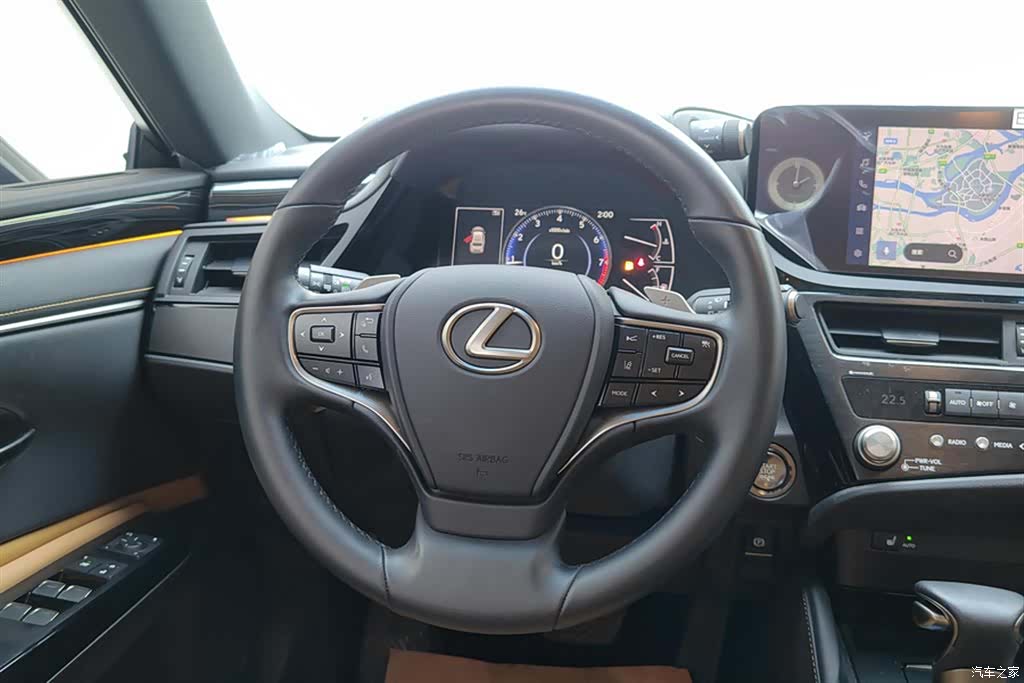 Lexus ES, 2024 15