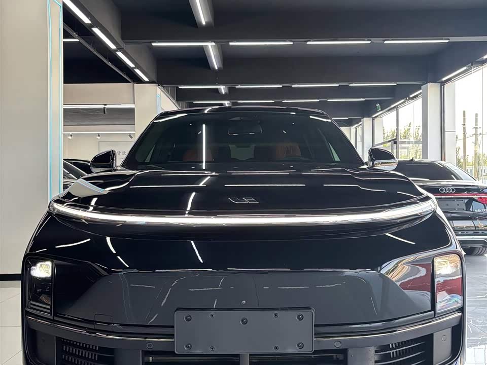 Li Auto Ideal L8