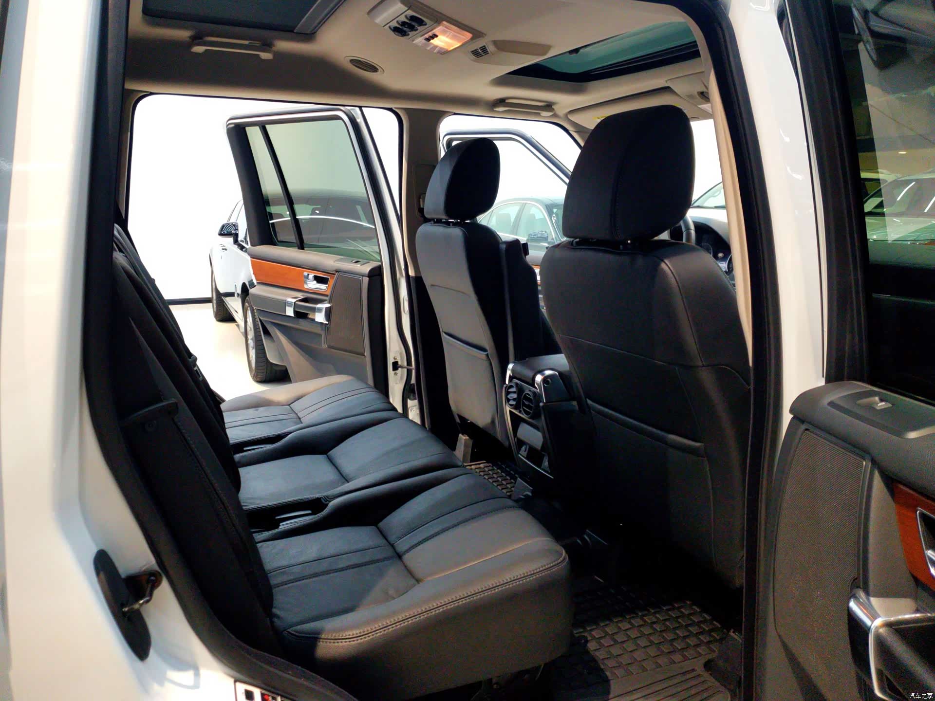 Land Rover Discovery, 2013 8