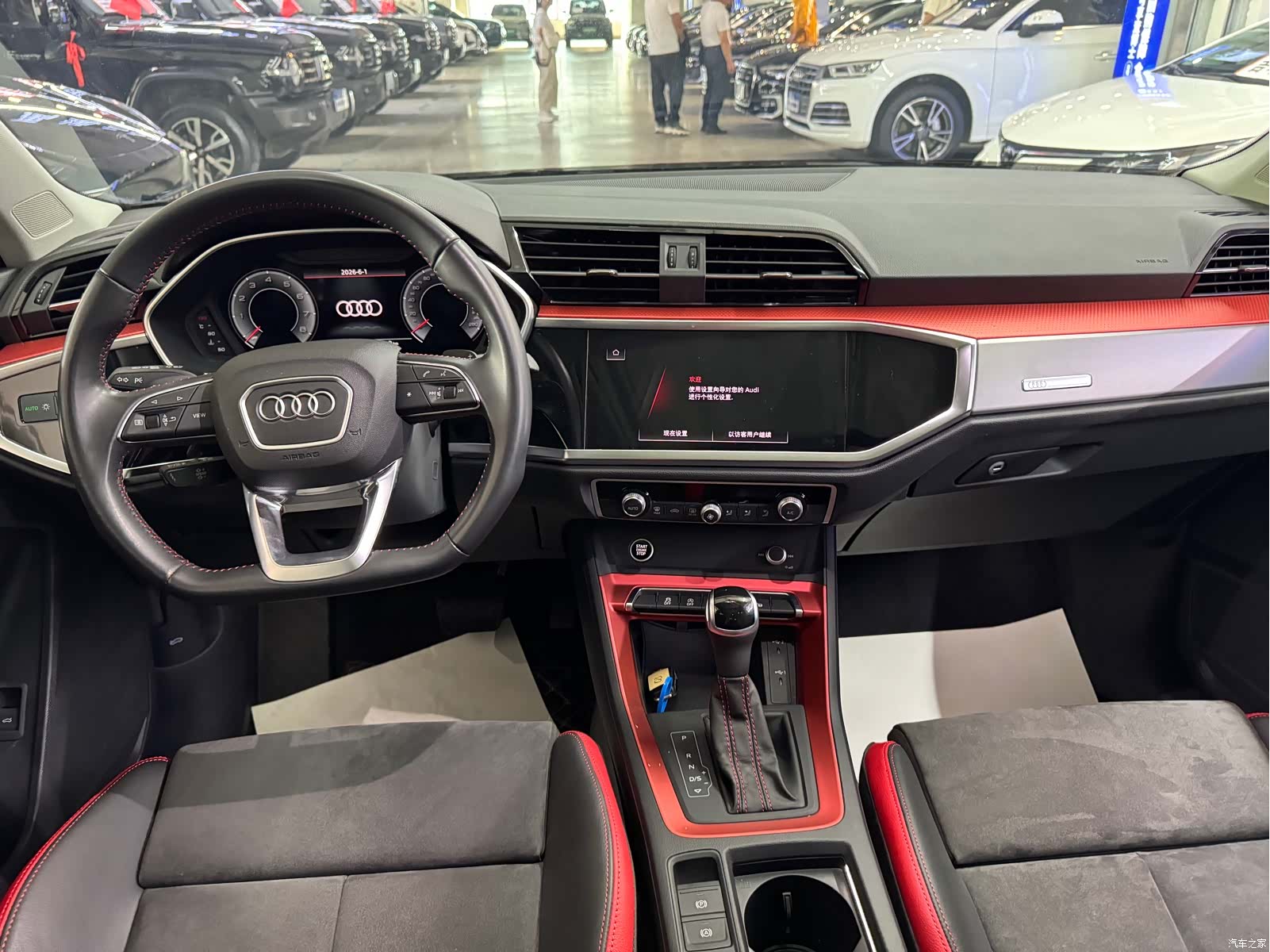 Audi Q3, 2022 все фото