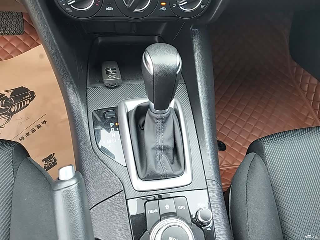 Mazda Mazda3, 2019 14