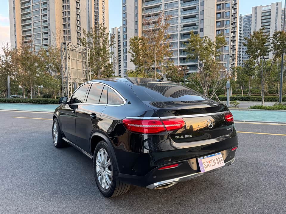 Mercedes-Benz GLE coupe