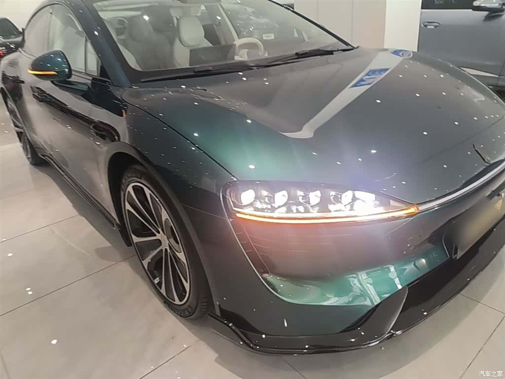 Luxeed S7, 2025 4