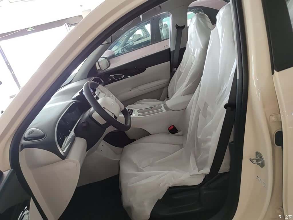 Geely Xingyuan, 2026 15