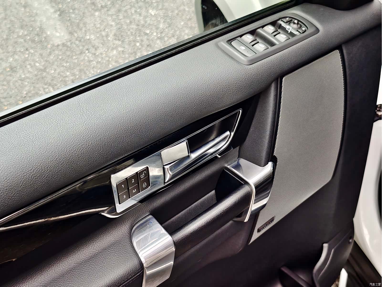 Land Rover Discovery, 2014 15