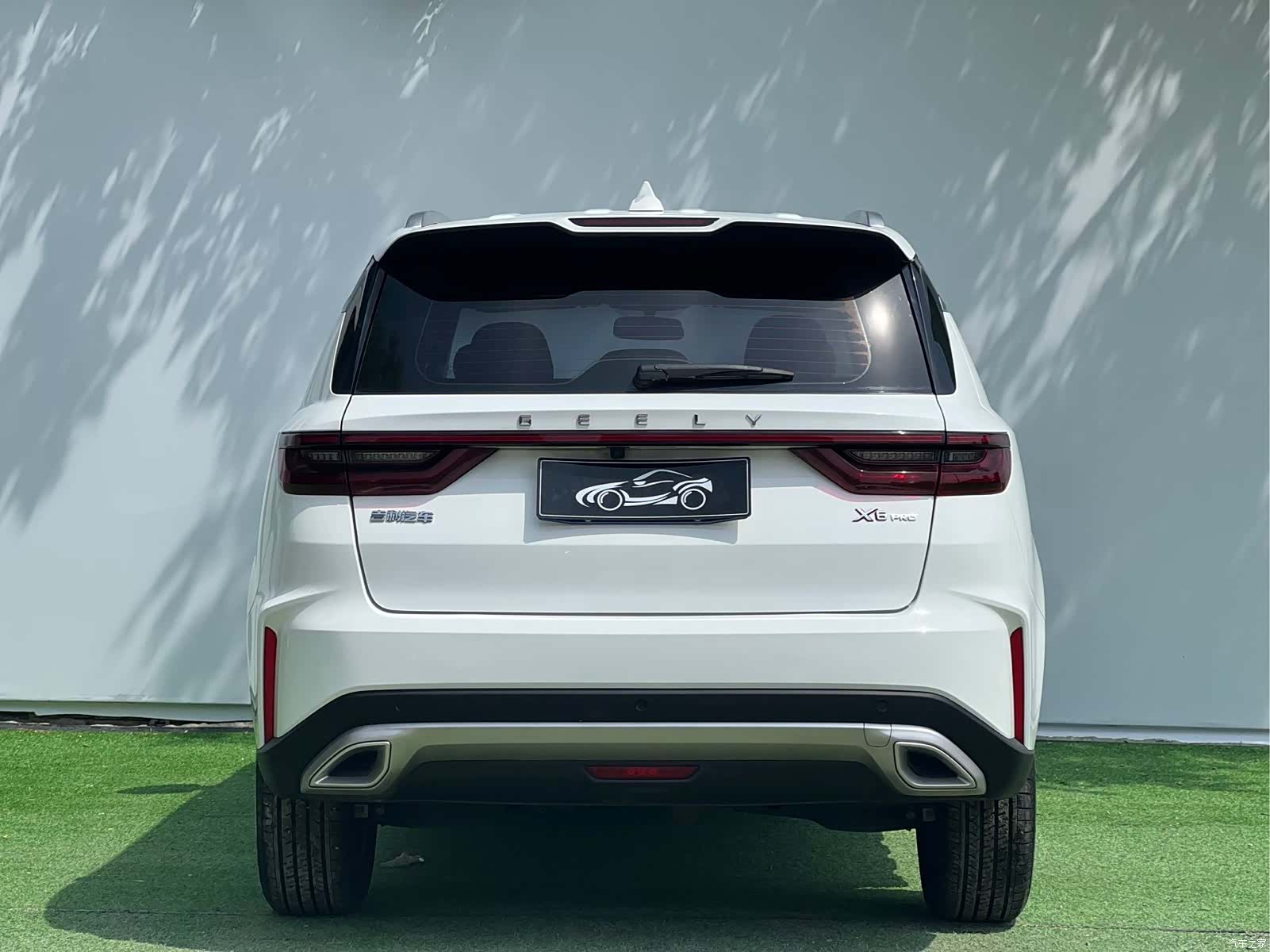Geely X6, 2022 8