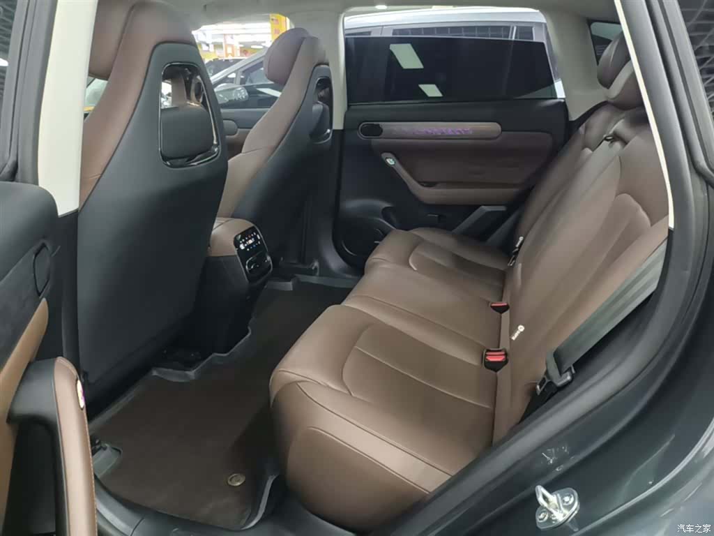 Leapmotor C11, 2023 17