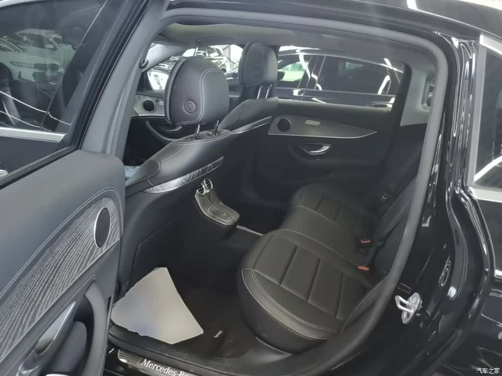 Mercedes-Benz E-Class, 2022 17