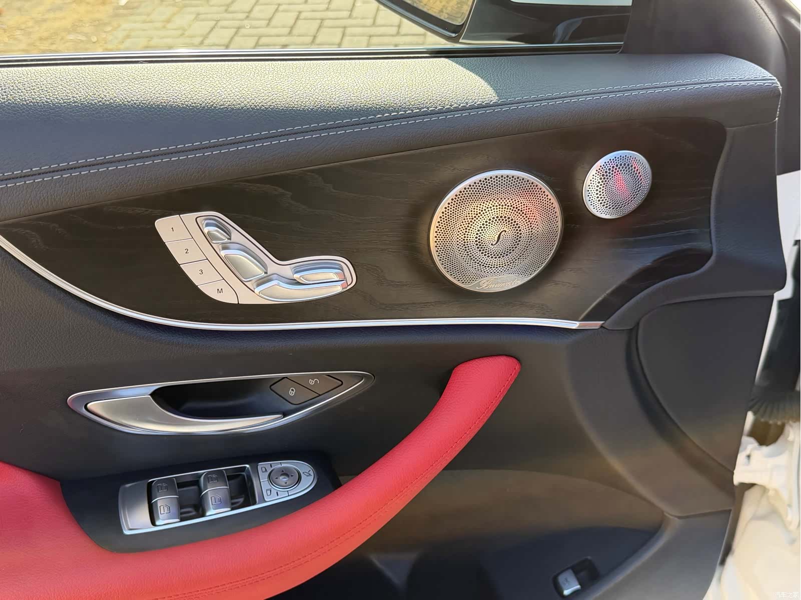 Mercedes-Benz E-Class, 2023 15