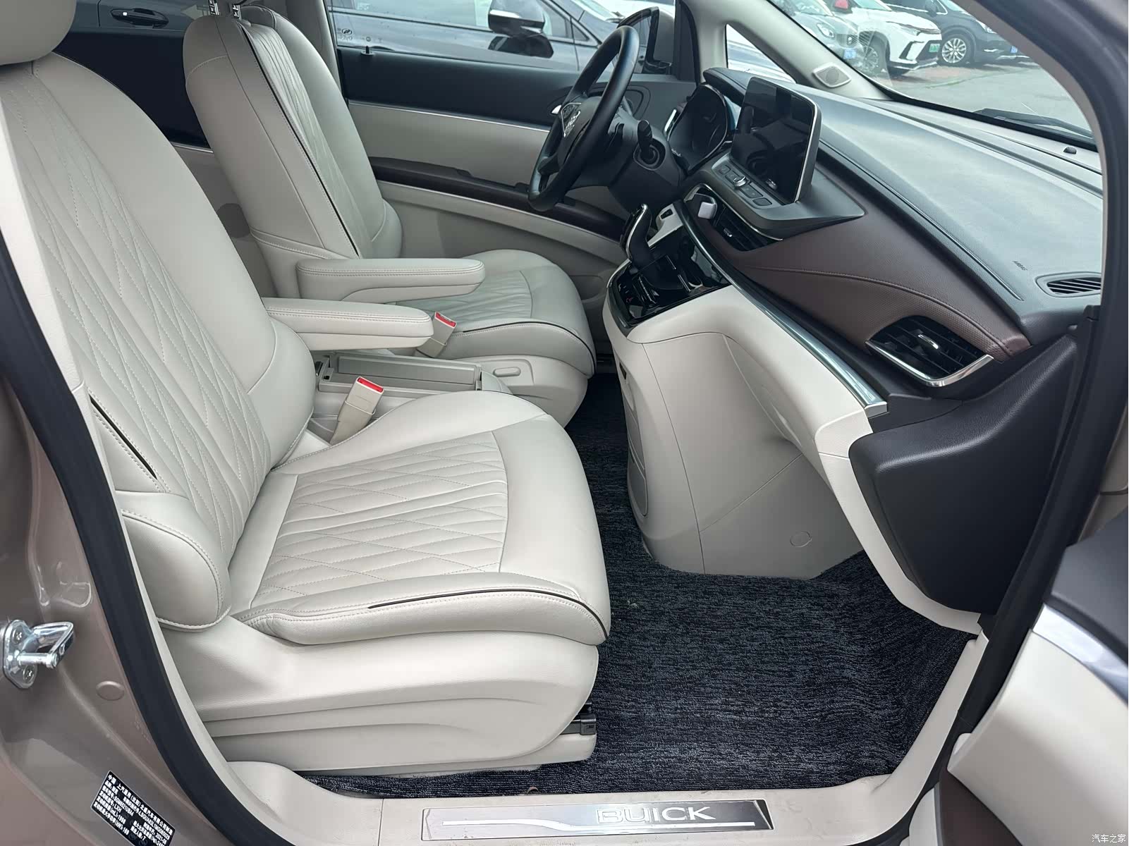 Buick GL8, 2021 15